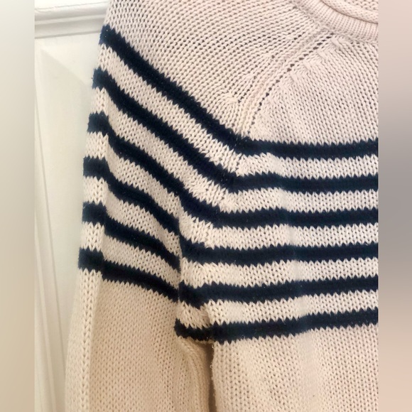 100% Cotton Sweater - Picture 2 of 3